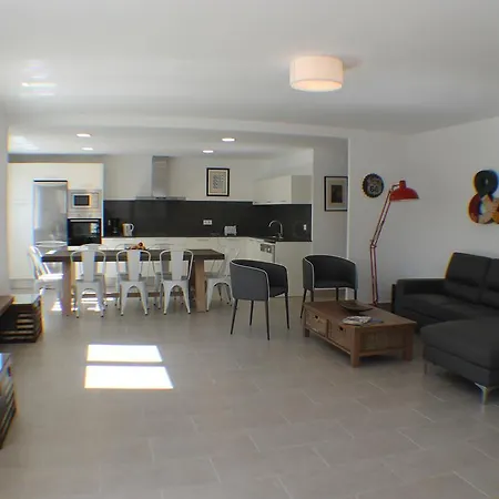 Agi Acacias Apartamento Rosas