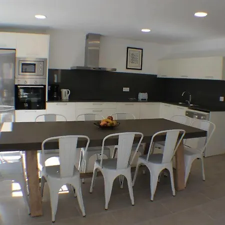 Agi Acacias Apartamento *