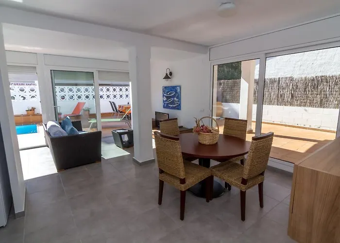 Agi Acacias Apartament
