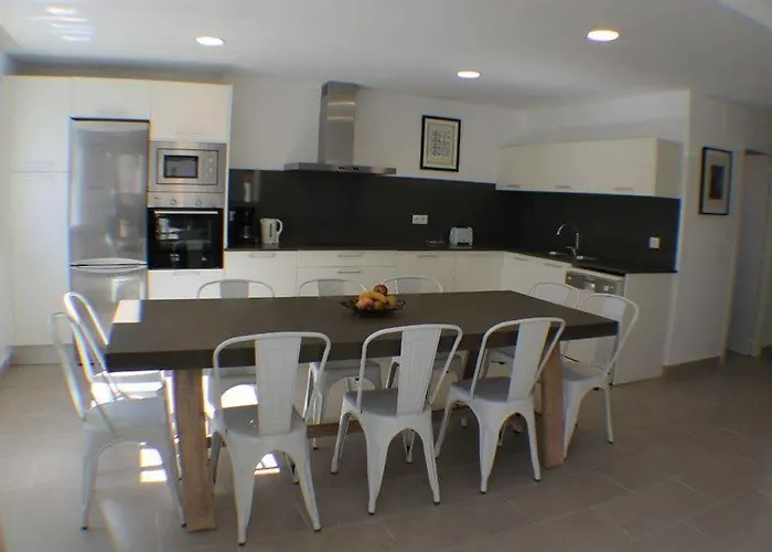 Agi Acacias Apartament *